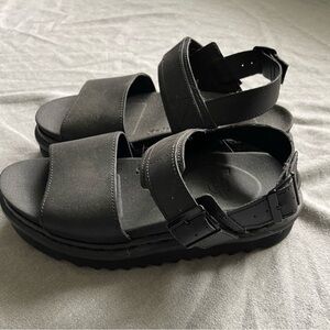 Voss Women’s Leather Strap Sandals Dr Martens